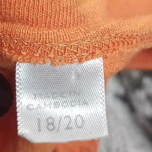 Blue Avenue Blouse‎ - Picture 6 of 8